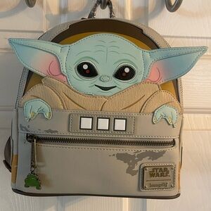 NWT Loungefly Star Wars Baby Yoda The Mandalorian Mini Backpack